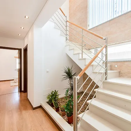 Prospect Place Lisboa * Fernão Ferro